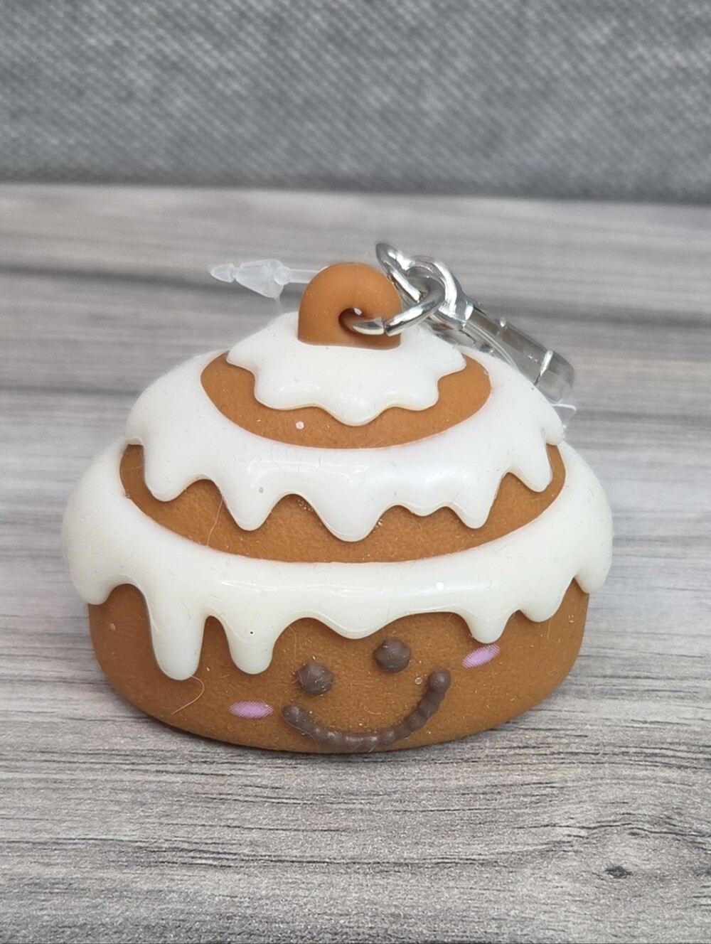 Bath & Body Works Cinnamon Roll PocketBac Holder — NWT